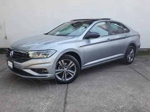 Volkswagen Jetta R-Line Tiptronic usado (2020) color Plata financiado en mensualidades(enganche $87,000 mensualidades desde $9,700)