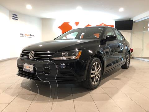 Volkswagen Jetta Trendline usado (2018) color Negro Onix financiado en mensualidades(enganche $71,359 mensualidades desde $8,648)