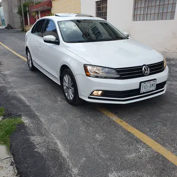 Volkswagen Jetta Trendline usado (2017) color Blanco precio $195,000