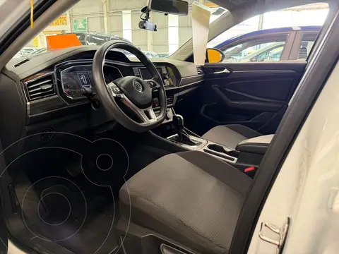 Volkswagen Jetta Comfortline Tiptronic usado (2019) color Blanco financiado en mensualidades(enganche $69,900 mensualidades desde $6,300)