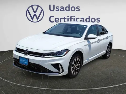 Volkswagen Jetta Comfortline usado (2026) color Blanco financiado en mensualidades(enganche $117,420 mensualidades desde $8,983)
