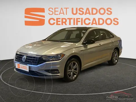 Volkswagen Jetta R-Line usado (2021) color Plata financiado en mensualidades(enganche $116,902 mensualidades desde $10,241)