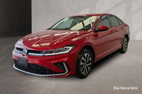 Volkswagen Jetta Comfortline usado (2026) color Rojo precio $440,000