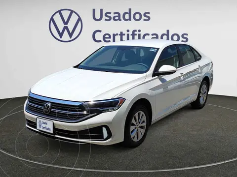 Volkswagen Jetta Comfortline usado (2022) color Blanco precio $350,900