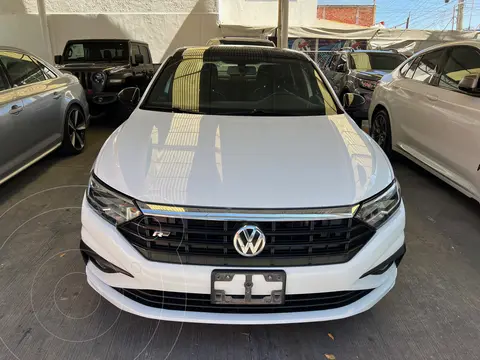 Volkswagen Jetta R-Line Tiptronic usado (2019) color Blanco financiado en mensualidades(enganche $76,000 mensualidades desde $10,613)