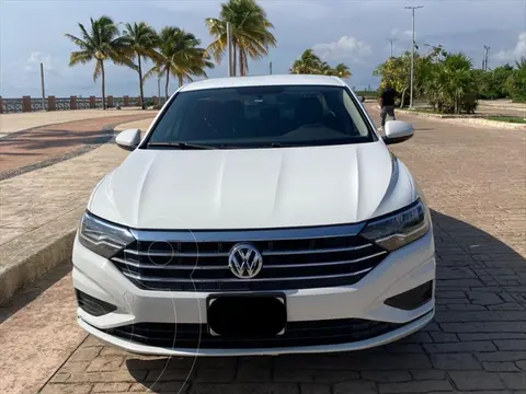 Volkswagen Jetta Trendline Tiptronic usado (2021) color Blanco precio $380,000