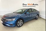 foto Volkswagen Jetta 4p Highline L4/1.4/T Aut usado (2019) color Azul precio $369,995