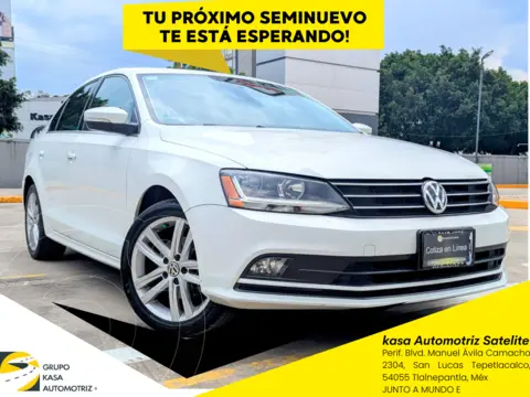 Volkswagen Jetta Sportline usado (2017) color Blanco precio $265,000