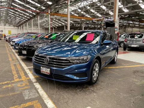 Volkswagen Jetta Trendline usado (2019) color Azul financiado en mensualidades(enganche $62,500 mensualidades desde $7,500)