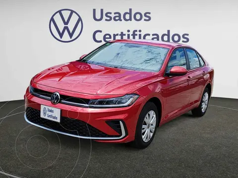 Volkswagen Jetta Trendline usado (2025) color Rojo financiado en mensualidades(enganche $108,973 mensualidades desde $8,337)