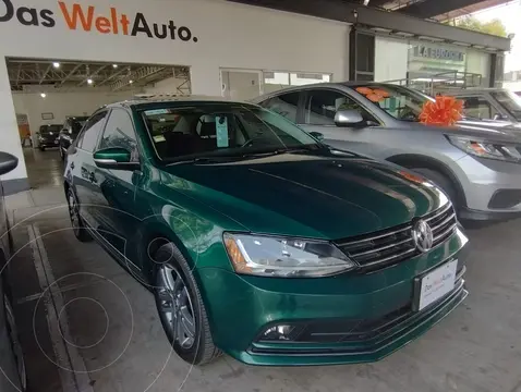 Volkswagen Jetta Comfortline Tiptronic usado (2017) color Verde financiado en mensualidades(enganche $108,809 mensualidades desde $5,657)