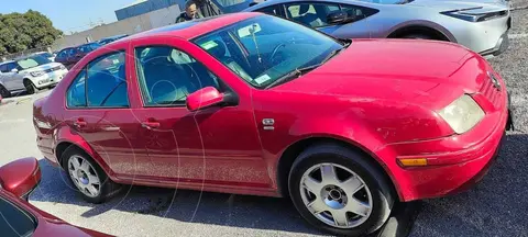 Volkswagen Jetta Wolfsburg Edition usado (2001) color Rojo precio $65,000
