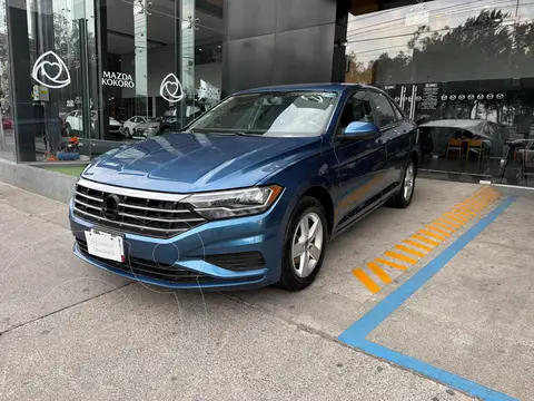 Volkswagen Jetta Comfortline usado (2021) color Azul precio $299,000