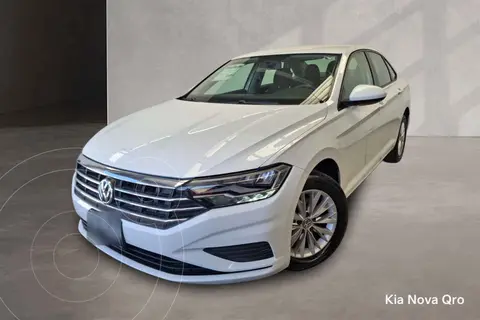 Volkswagen Jetta Comfortline Tiptronic usado (2019) color Blanco financiado en mensualidades(enganche $71,668 mensualidades desde $6,152)