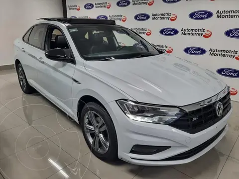 Volkswagen Jetta R-Line usado (2019) color Blanco precio $339,000