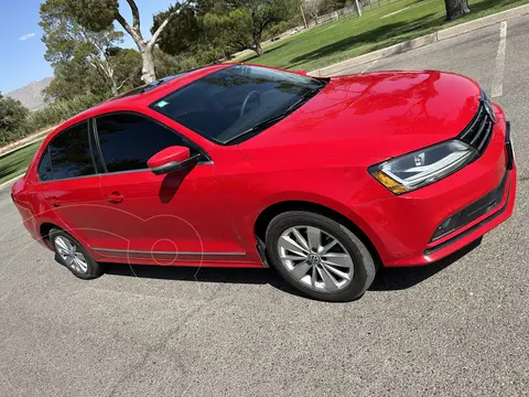 Volkswagen Jetta Trendline Tiptronic usado (2018) color Rojo precio $245,000