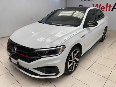 Volkswagen Jetta GLi Aut usado (2021) color Blanco precio $569,000