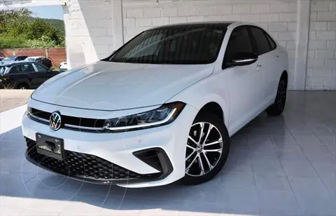 Volkswagen Jetta Sportline usado (2025) color Blanco precio $495,000