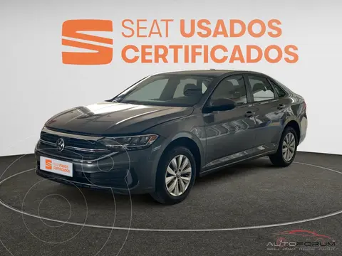 Volkswagen Jetta Comfortline usado (2024) color Gris precio $425,000