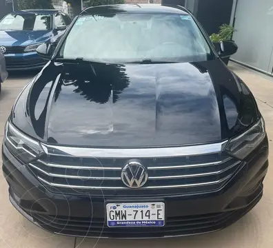 Volkswagen Jetta Comfortline usado (2019) color Negro financiado en mensualidades(enganche $86,250 mensualidades desde $8,779)
