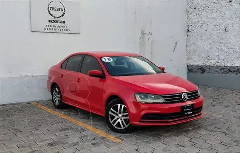 Volkswagen Jetta Trendline usado (2018) color Rojo precio $269,900