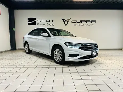 Volkswagen Jetta Comfortline Tiptronic usado (2019) color Blanco financiado en mensualidades(enganche $76,560 mensualidades desde $8,703)