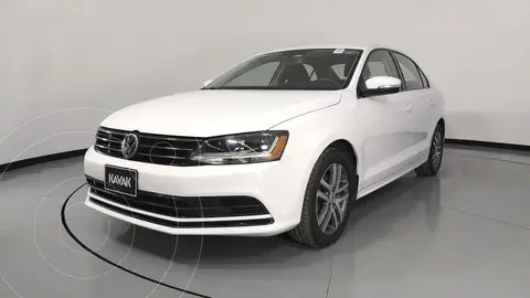 Volkswagen Jetta Trendline Tiptronic usado (2017) color Negro precio $265,999