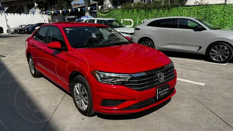 Volkswagen Jetta Trendline Tiptronic usado (2021) color Rojo financiado en mensualidades(enganche $114,950 mensualidades desde $4,938)