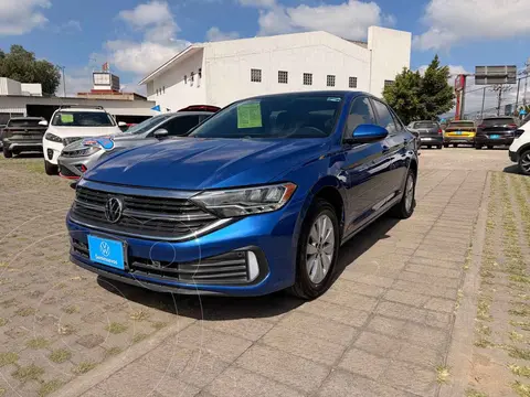 Volkswagen Jetta Comfortline usado (2022) color Azul precio $349,000