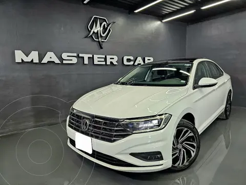 Volkswagen Jetta Highline Tiptronic usado (2019) color Blanco precio $299,000