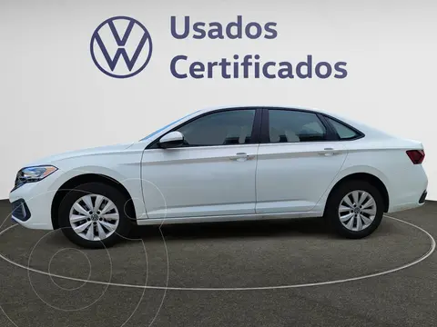 Volkswagen Jetta Comfortline usado (2024) color Blanco precio $419,900