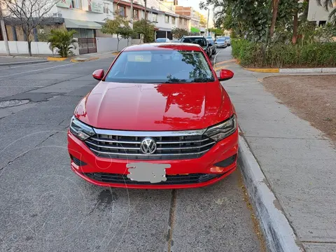 Volkswagen Jetta Comfortline 2.0 Aut usado (2019) color Rojo precio $280,000