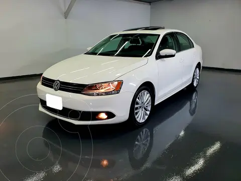 Volkswagen Jetta Sportline usado (2013) color Blanco precio $185,000