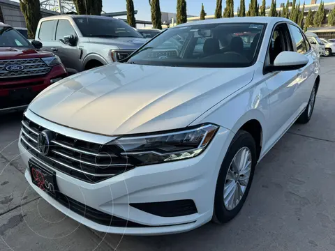 Volkswagen Jetta Comfortline usado (2021) color Blanco financiado en mensualidades(enganche $103,550 mensualidades desde $7,918)