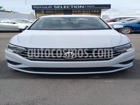 foto Volkswagen Jetta 4P CONFORTLINE L4/1.4/T AUT usado (2019) precio $295,000