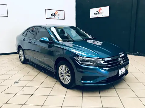 Volkswagen Jetta Comfortline Tiptronic usado (2019) color Azul financiado en mensualidades(enganche $69,194 mensualidades desde $9,040)