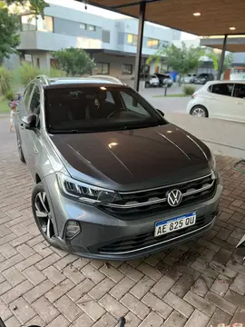 Volkswagen Nivus Highline 200 TSi usado (2021) color Gris financiado en cuotas(anticipo $1.000.000 cuotas desde $380.000)