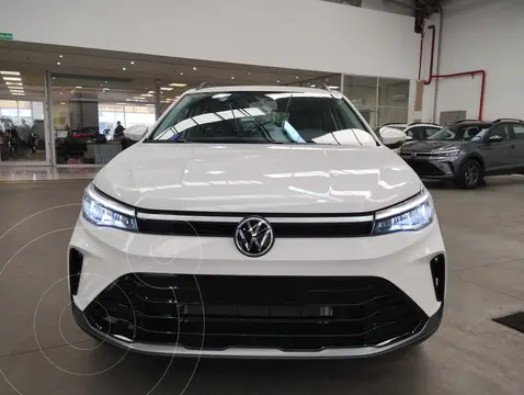 OfertaVolkswagen Nivus 170 TSi nuevo color Blanco Cristal precio $32.000.000