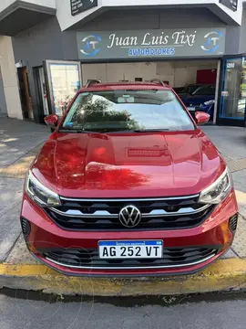 Volkswagen Nivus Comfortline 200 TSi usado (2023) color Rojo financiado en cuotas(anticipo $2.000.000 cuotas desde $380.000)