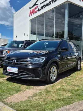 Volkswagen Nivus Comfortline 200 TSi usado (2023) color Negro precio u$s20.000