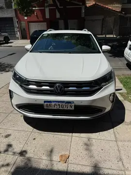 Volkswagen Nivus Highline 200 TSi usado (2022) color Blanco financiado en cuotas(anticipo $2.450.000 cuotas desde $380.000)