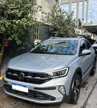 Volkswagen Nivus Highline 200 TSi usado (2021) color Gris precio u$s19.000