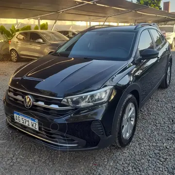 Volkswagen Nivus Trendline 200 TSi usado (2024) color Negro financiado en cuotas(anticipo $5.999.999)