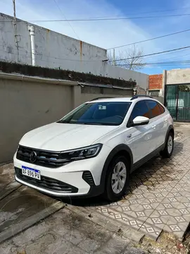 Volkswagen Nivus 170 TSi usado (2023) color Blanco Cristal financiado en cuotas(anticipo $2.800.000)