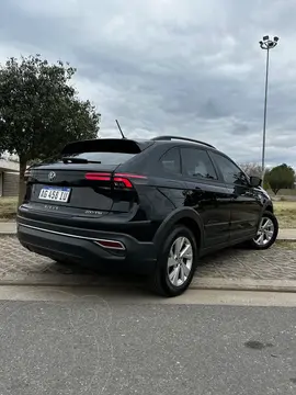 Volkswagen Nivus Comfortline 200 TSi usado (2024) color Negro financiado en cuotas(anticipo $4.999.999)