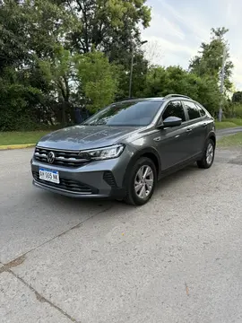 Volkswagen Nivus Comfortline 200 TSi usado (2024) color Gris Platino financiado en cuotas(anticipo $5.999.999)