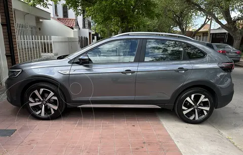 Volkswagen Nivus Highline 200 TSi usado (2020) color Gris Platino precio u$s21.000