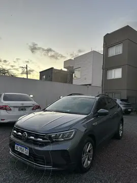 Volkswagen Nivus Comfortline 200 TSi usado (2024) color Gris financiado en cuotas(anticipo $5.000.000)