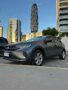 Volkswagen Nivus Comfortline 200 TSi usado (2024) color Gris Platino financiado en cuotas(anticipo $5.999.999)