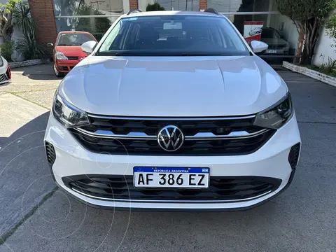 Volkswagen Nivus Comfortline 200 TSi usado (2022) color Blanco Cristal precio $26.000.000